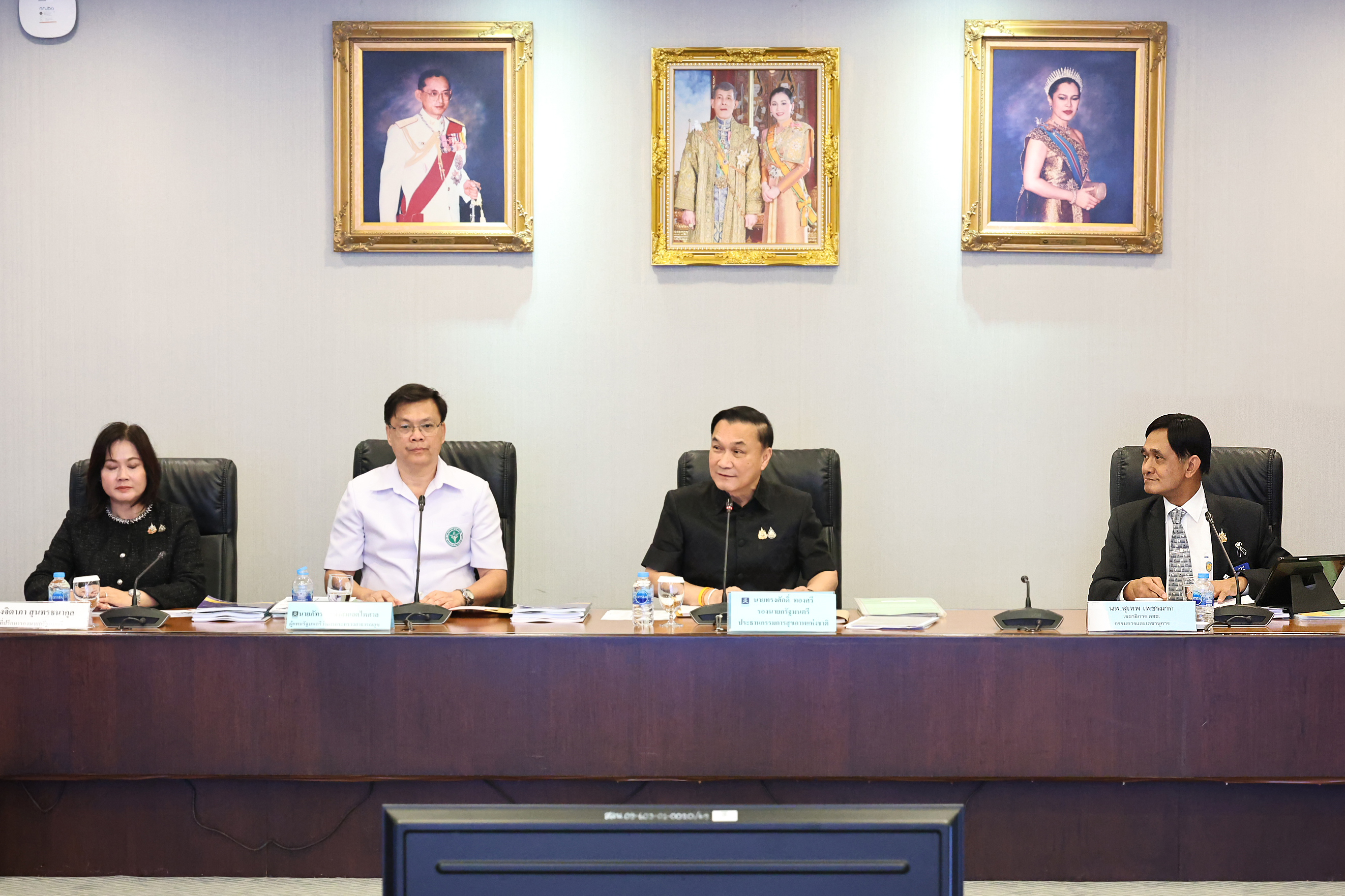เปิด 4 ระบบ ‘ฐานข้อมูลสุขภาพ’ เชื่อมโยงพันธกิจระดับชาติสู่พื้นที่ คสช.ตั้ง คกก.ประสานการพัฒนาระบบปฐมภูมิฯ ปูทางสู่การสร้างสุขภาวะคนไทยแบบยั่งยืน